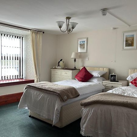 Flambards Hotel Cardigan Esterno foto